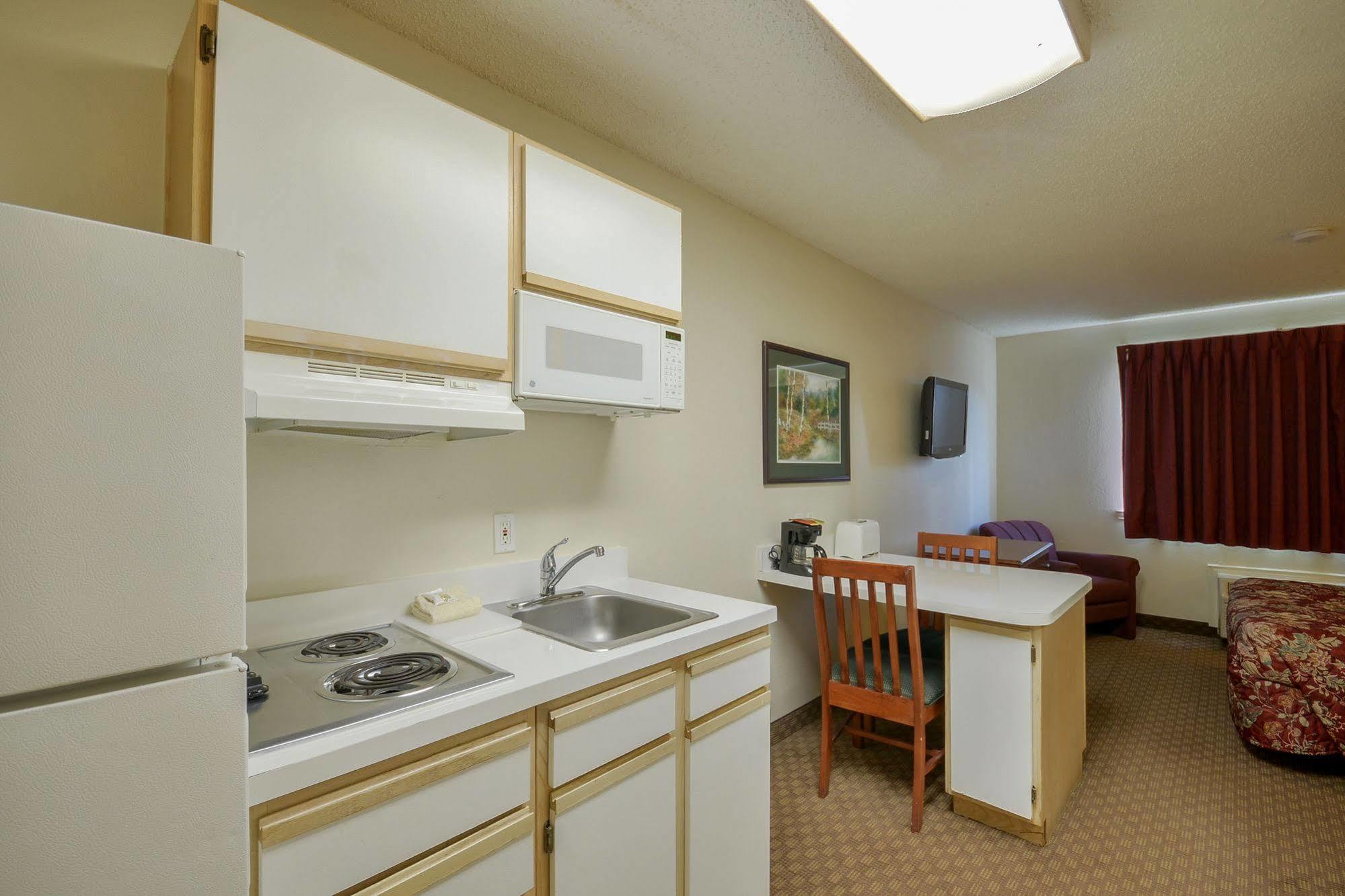 Intown Suites Extended Stay Select Houston Tx - Brookhollow Exterior foto